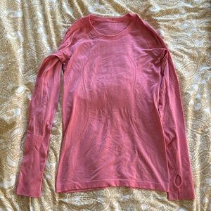 Women’s Long Sleeve Swifty Shirt Size 6 Pink Lululemon
